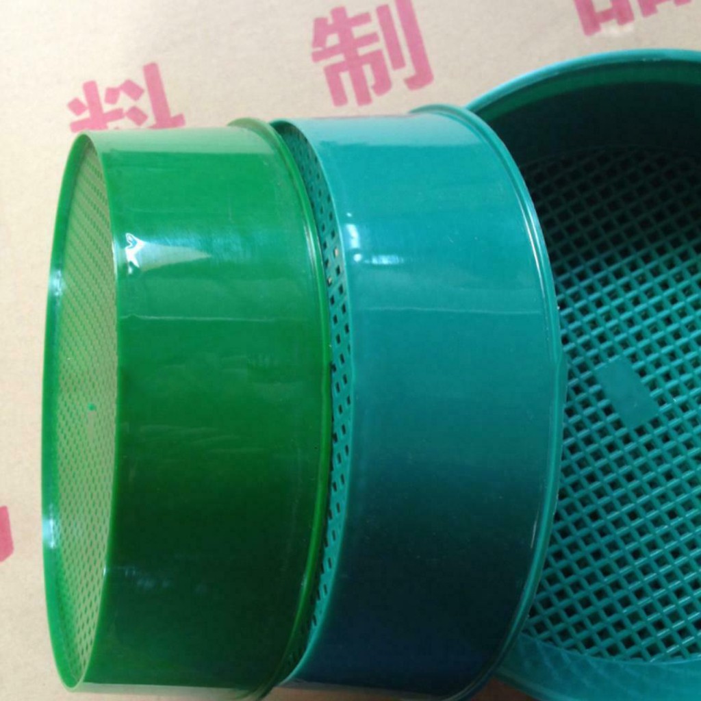Plastikowe sito ogrodowe Narzę – Plant Parent Tools recenzja i cena